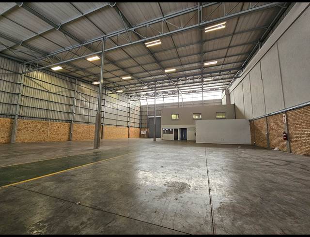 1,166M² WAREHOUSE TO LET IN LINBRO PARK